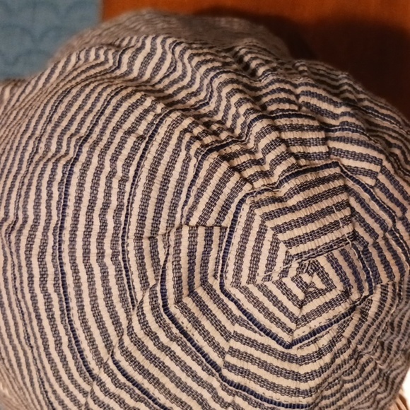 Hats & Dreams Pinstripe Hat Made in Italy- NWT - Picture 4 of 7